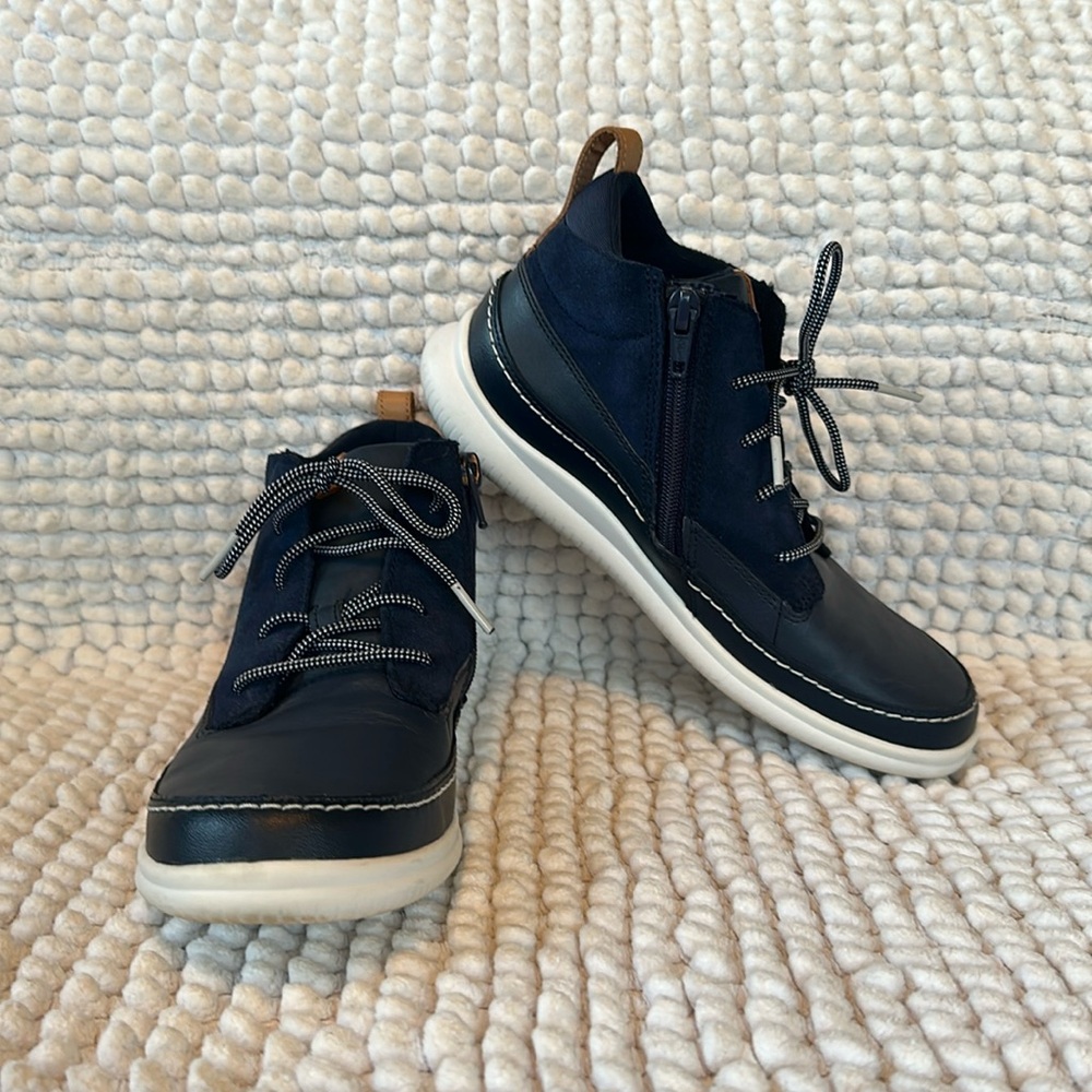 Clarks Boy's Cloud Air K Derbys | Navy Leather side zip ankle boot